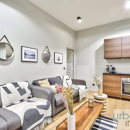 Urbanflat 140 - Beautiful Duplex In Saint-germain Des Pres Párizs