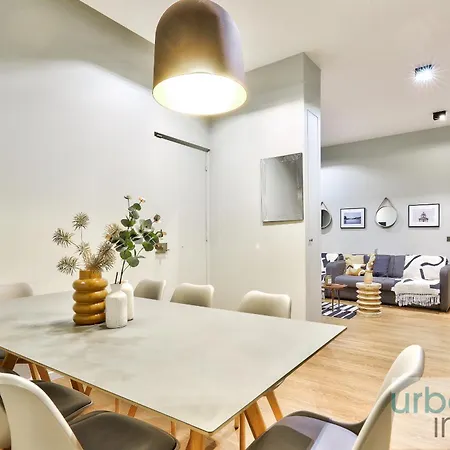 Urbanflat 140 - Beautiful Duplex In Saint-germain Des Pres Apartman