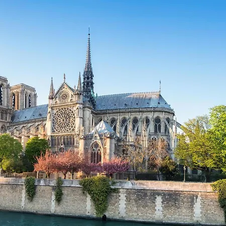 شقة Urbanflat 140 - Beautiful Duplex In Saint-germain Des Pres باريس